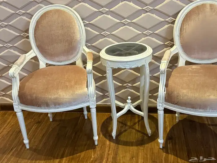 كراسي كنبه جديدة استحدام سنة افضل انواع الخشب امحافظ عليه 2