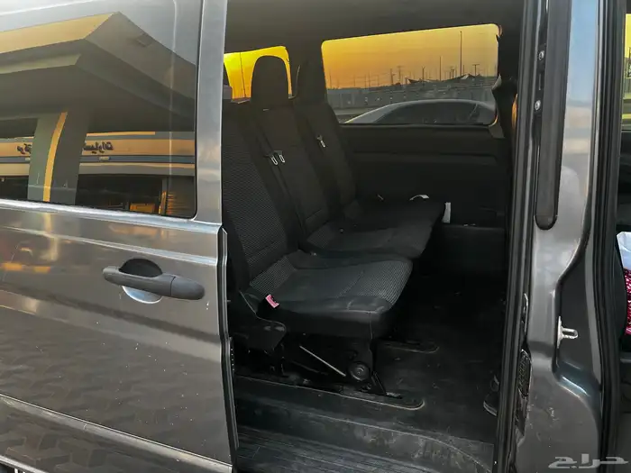 فان مرسيدس 2011 16