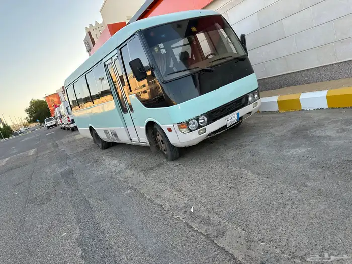 باص متسوبيشي المديل 2006 1