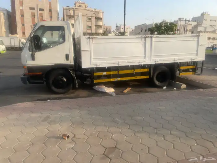 للبيع بكب نقل دينا عفش مستوبيشي نظيفه ولك الفحص 10