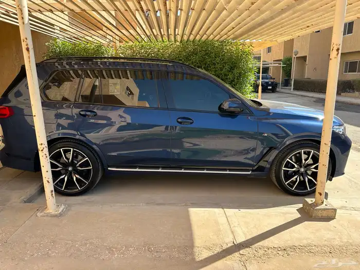 BMW X7 xDrive40i Twin Power Turbo (MKit) 1