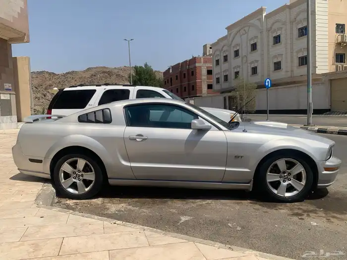 موستنق 2006 8 سلندر للبيع 12