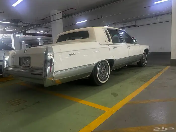 للبيع كدلك لون ابيض الداخلي كحلي كل شي شغال مفحوص مجدد 0