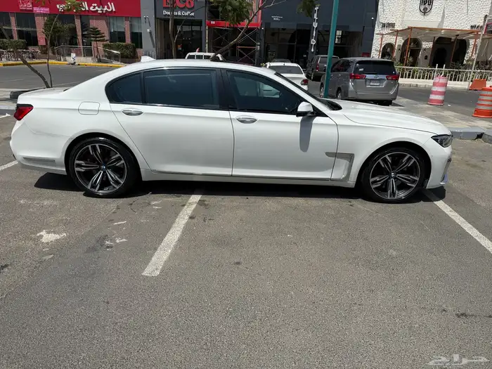 بي ام bmw 2021 - 2013 معدل مرهم 750 الفئه السابعه 10