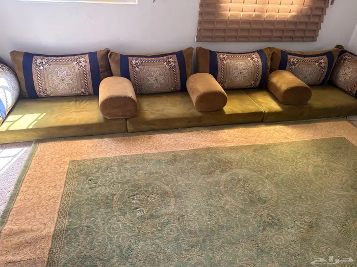 كنب مغربي مع سجاد ب600 0