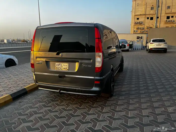 فان مرسيدس 2011 3