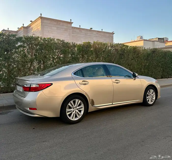 لكزس ES350 CC 2015 8
