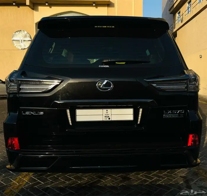 لكزس بلاك إيدشن 2021 LEXUS LX - SPORT BLACK EDITION 3