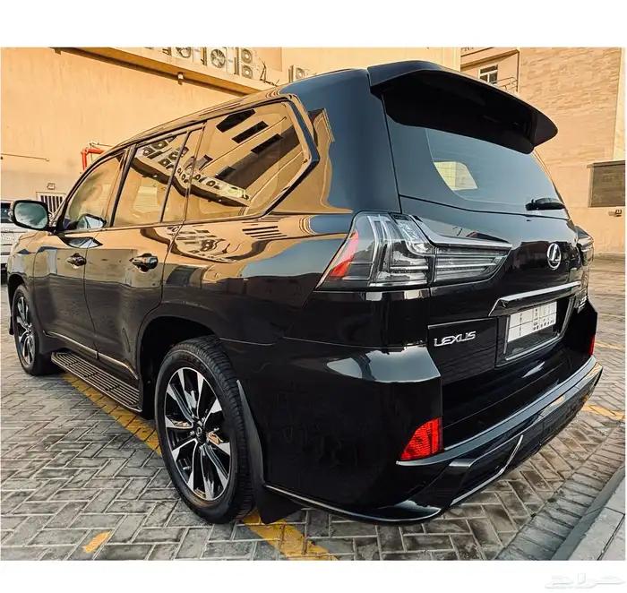لكزس بلاك إيدشن 2021 LEXUS LX - SPORT BLACK EDITION 4