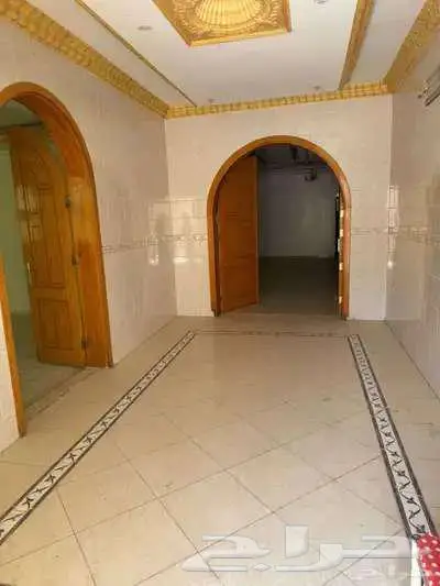 عمارة للبيع في الحلقة الشرقية موقع مميز 4