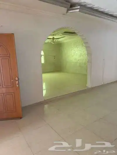 عمارة للبيع في الحلقة الشرقية موقع مميز 3