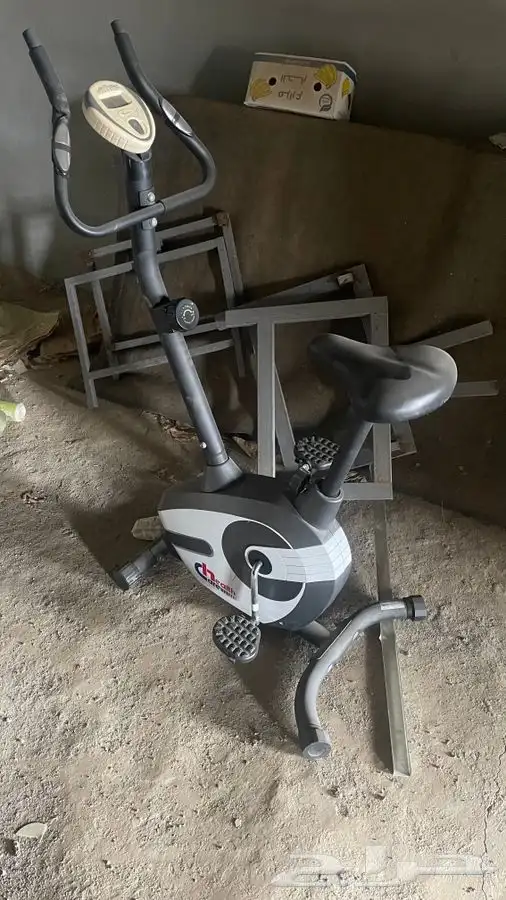 دراجه   سير للبيع اجهزة رياضة منزليه تعمل بشكل ممتاز 0