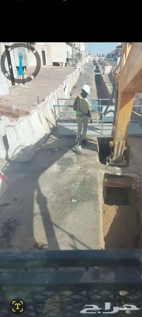 يوجد لدينا بوكلين كفرات وجسبي وقشاطه وفراده اسفلت ورصاص 0