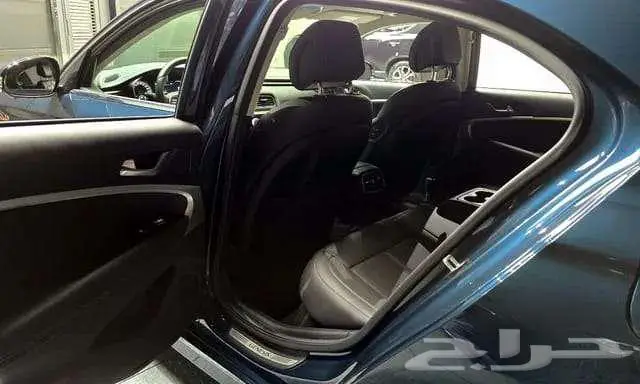 جنسيس - g70 - 2023 19