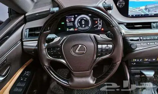 لكسز - Es300 - 2020 4