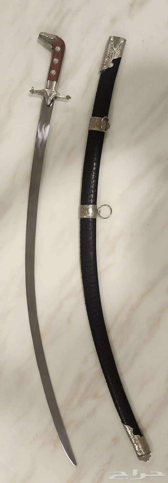 تم البيع سيف عرضه شغل متقن يجمل الحاله ممتازه والله الموفق 0