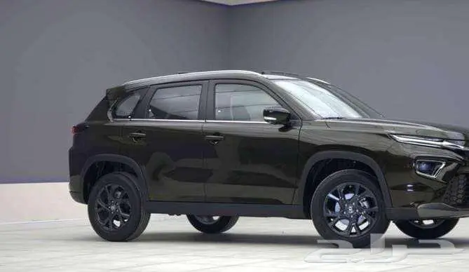 تتوفر فئات تويوتا اوروبان اصفار لمبيعات البنوك بأقل ربح 0.35 7