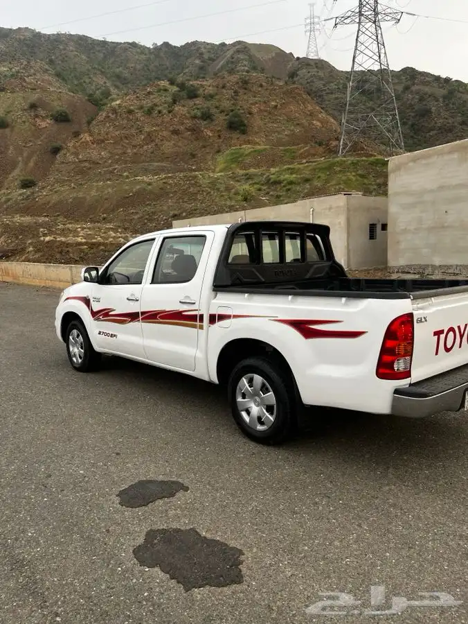 هايلوكس 2011 14