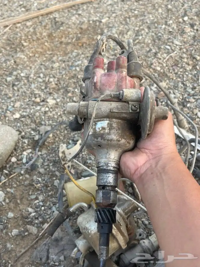 قطع غيار جيب صالون من 84 الى 89 1
