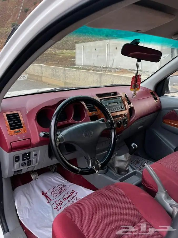 هايلوكس 2011 4