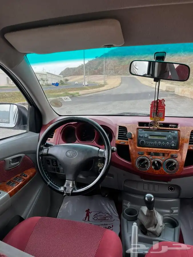 هايلوكس 2011 8