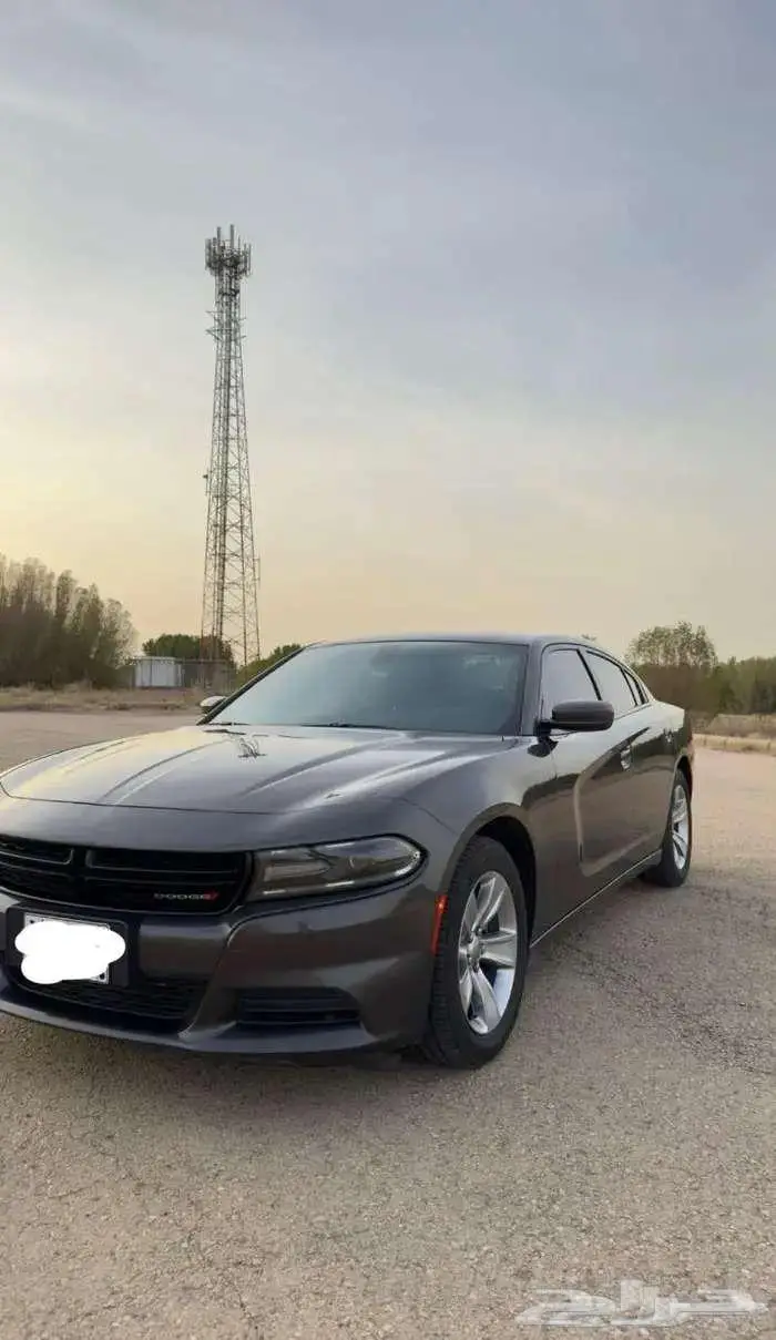 للبيع تشارجر 2021 2