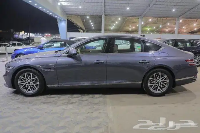 جينيسس G80 بريستيج بانوراما جلد اربعة سلندر موديل 2025 4