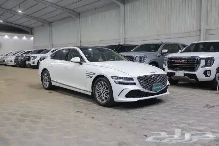 جينيسس G80 بريستيج بانوراما جلد اربعة سلندر موديل 2025 0
