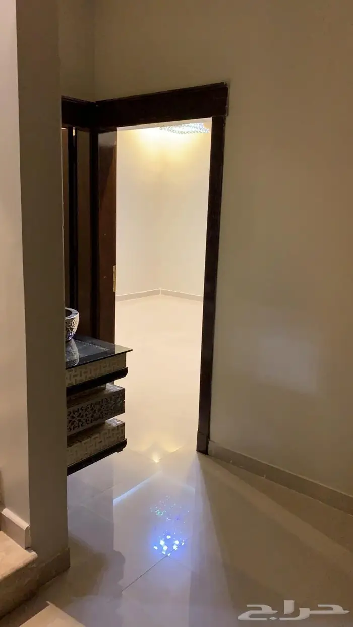 فيلا للايجار في حي الحزم مطبخ راكب 10
