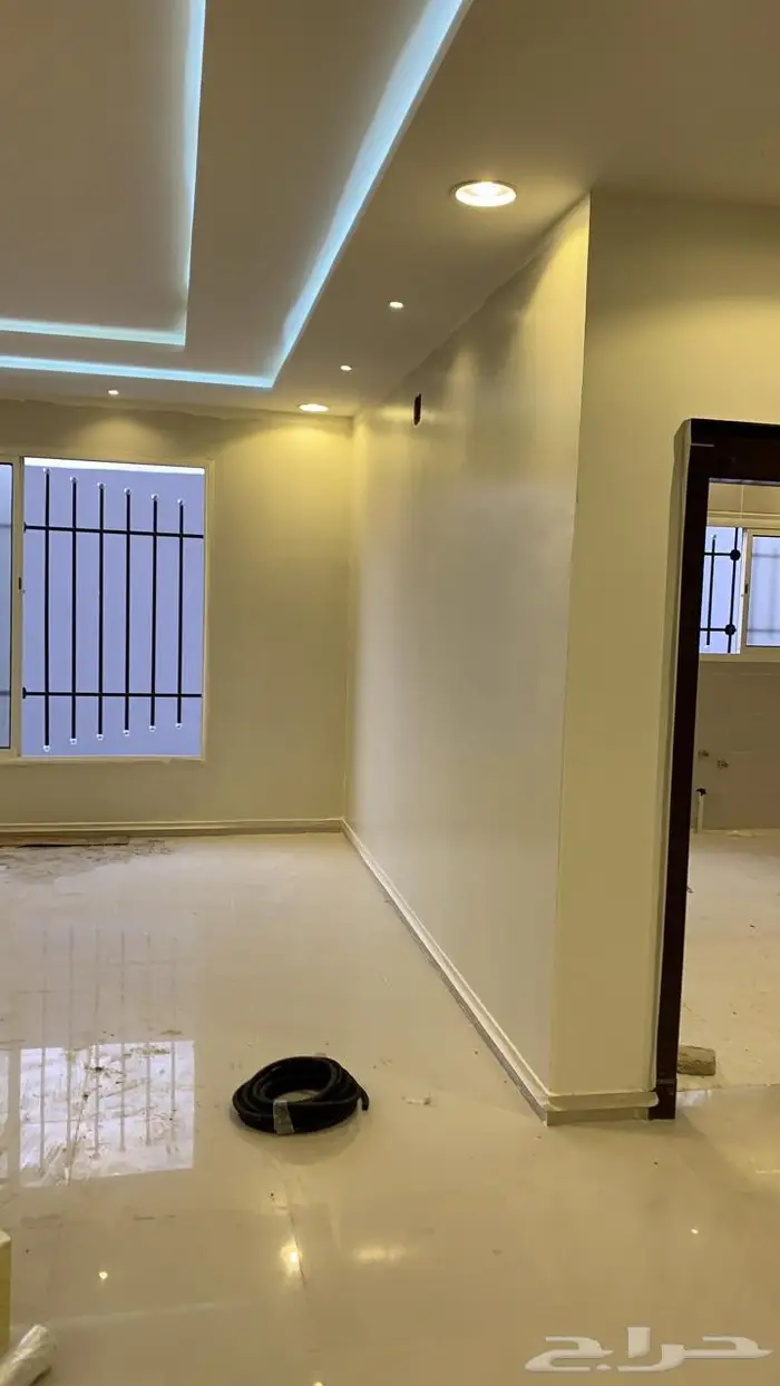 فيلا للايجار في حي الحزم مطبخ راكب 5