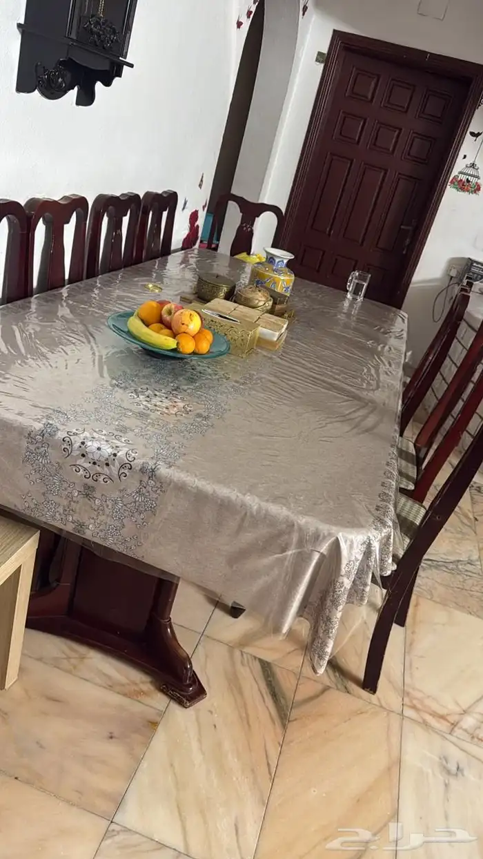 طاولة سفرة 9 كراسي مجانا 0