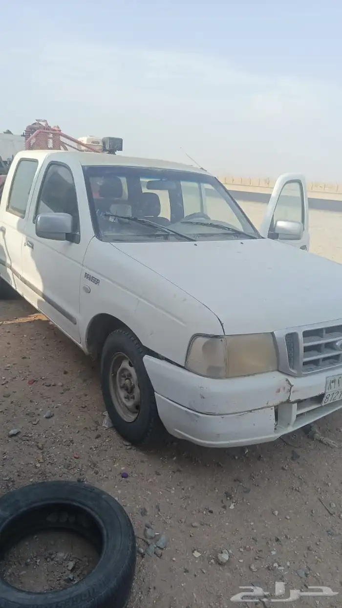 سياره ونيت فورد 2006 معها بنشر شاحنات بجميع اغراضه للبيع 1