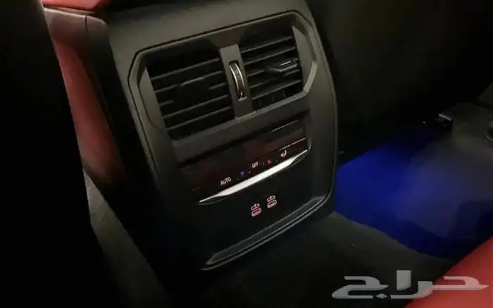 للبيع BMW - M4- competition موديل 2023 وارد كندا 17