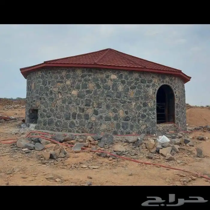 معلم بنا حجر طبيعي 5