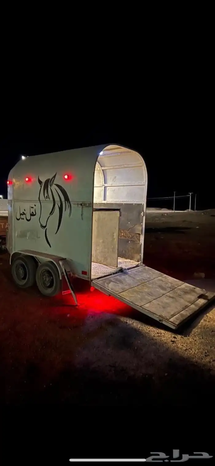 عربه نقل خيل للبيع نظيفه جدا راسين 0