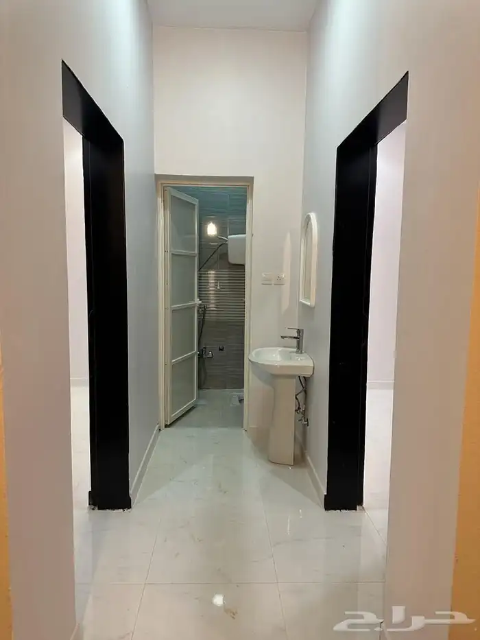 استراحات عمال في الرمال 2