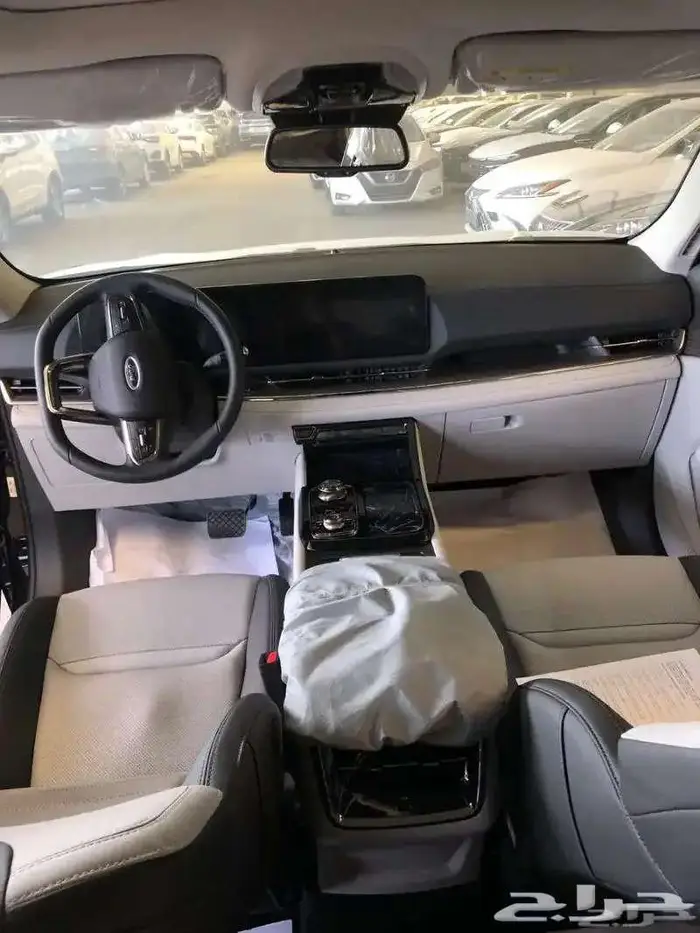 فورد تريتوري تيتانيوم أسود سعودي 2024 أقل سعر لدى الحسن 5