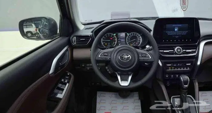 تتوفر فئات تويوتا اوروبان اصفار لمبيعات البنوك بأقل ربح 0.35 14