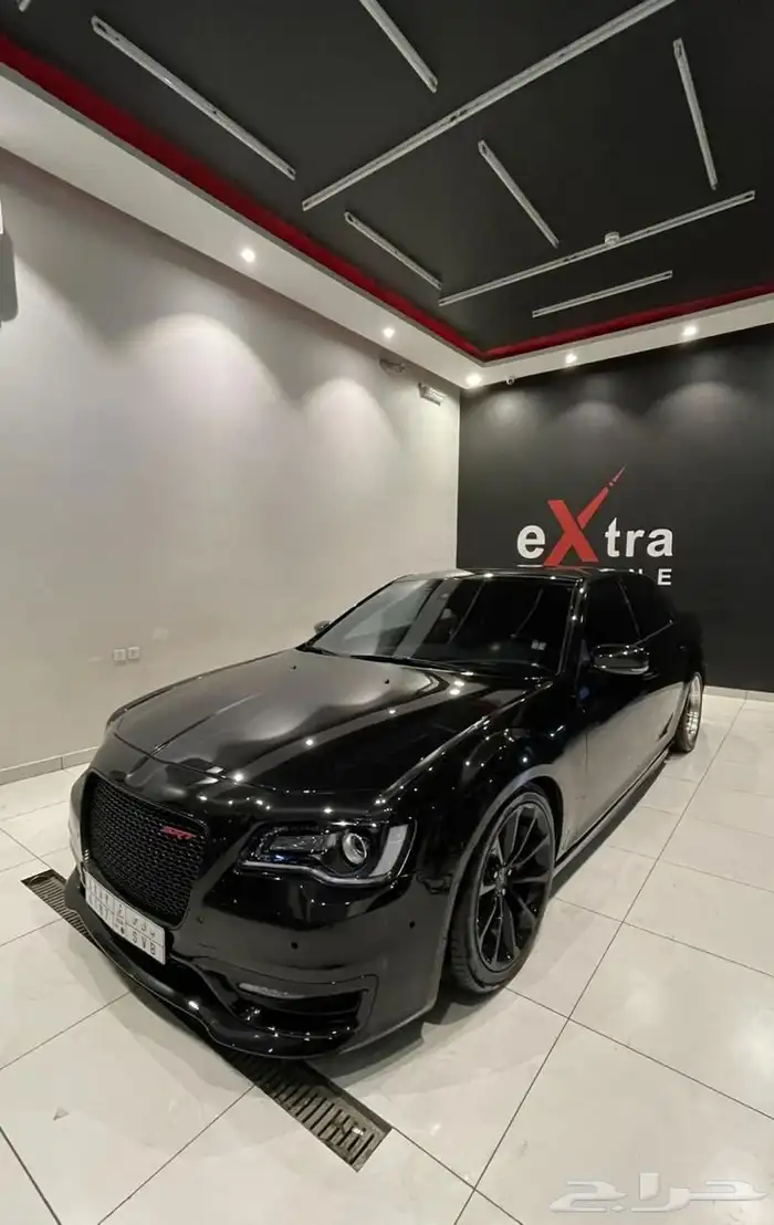 كرايزلر SRT 8 للبيع 0