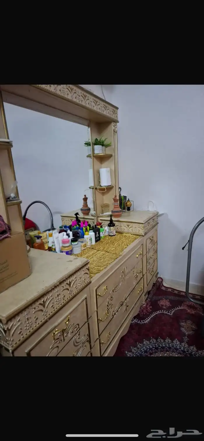 تسريحة للبيع 0