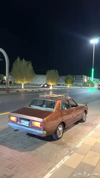 نيسان 180B قعيه index