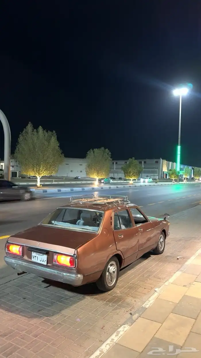 نيسان 180B قعيه 1