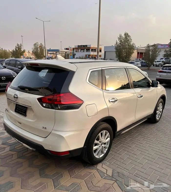 نيسان اكس تريل 2021 30