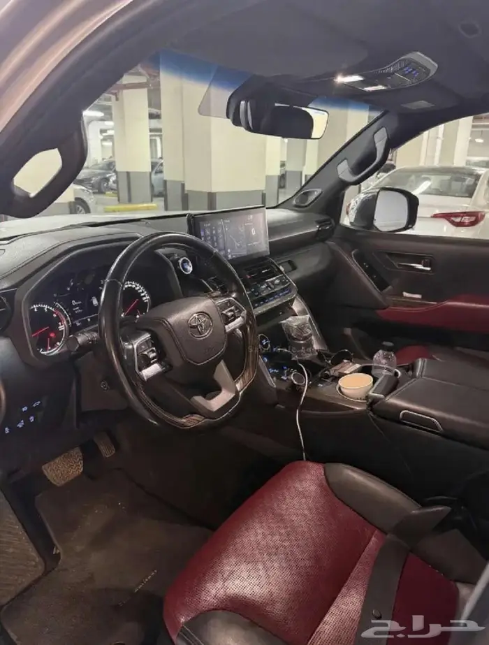 للبيع لاندكروزر VXR توين تيربو فل كامل 2022 4