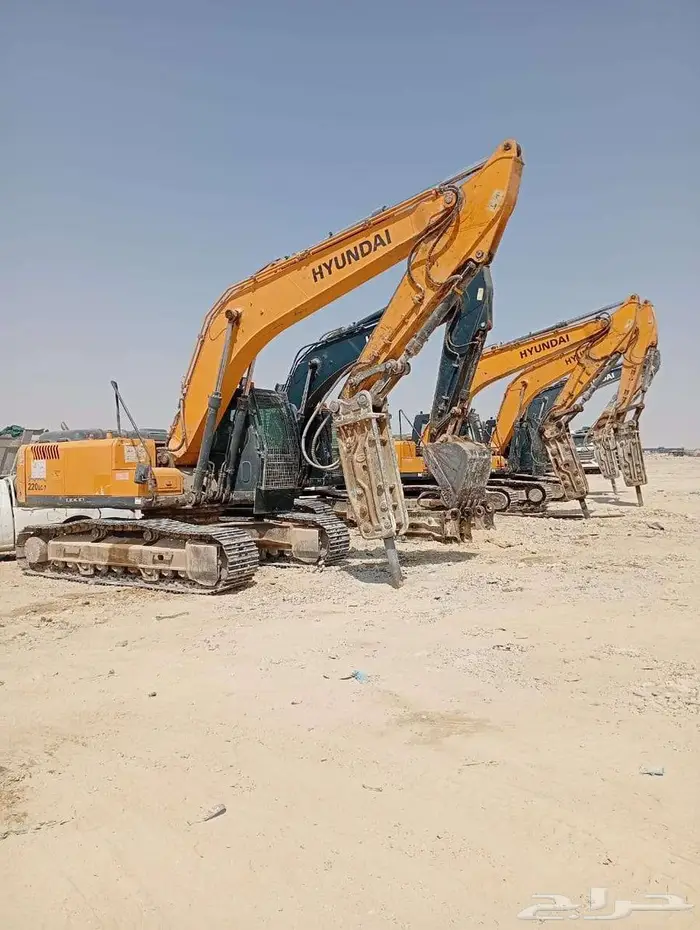 للإيجار   بوكلين (Excavator) بجميع أنواعه 2