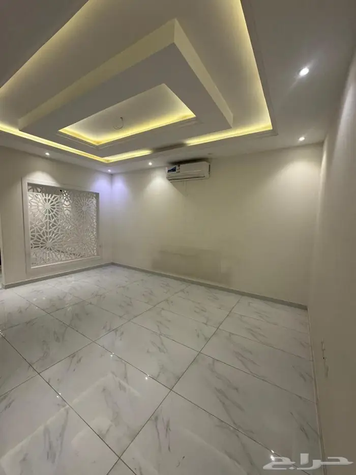 فلا للإيجار السنوي 1