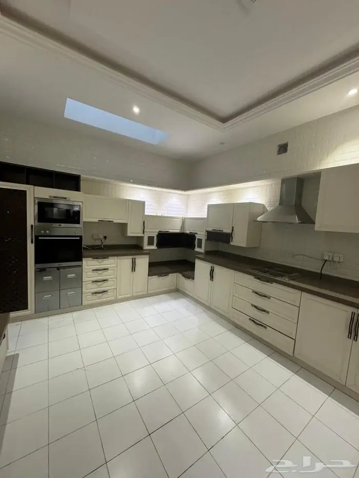 فلا للإيجار السنوي 6