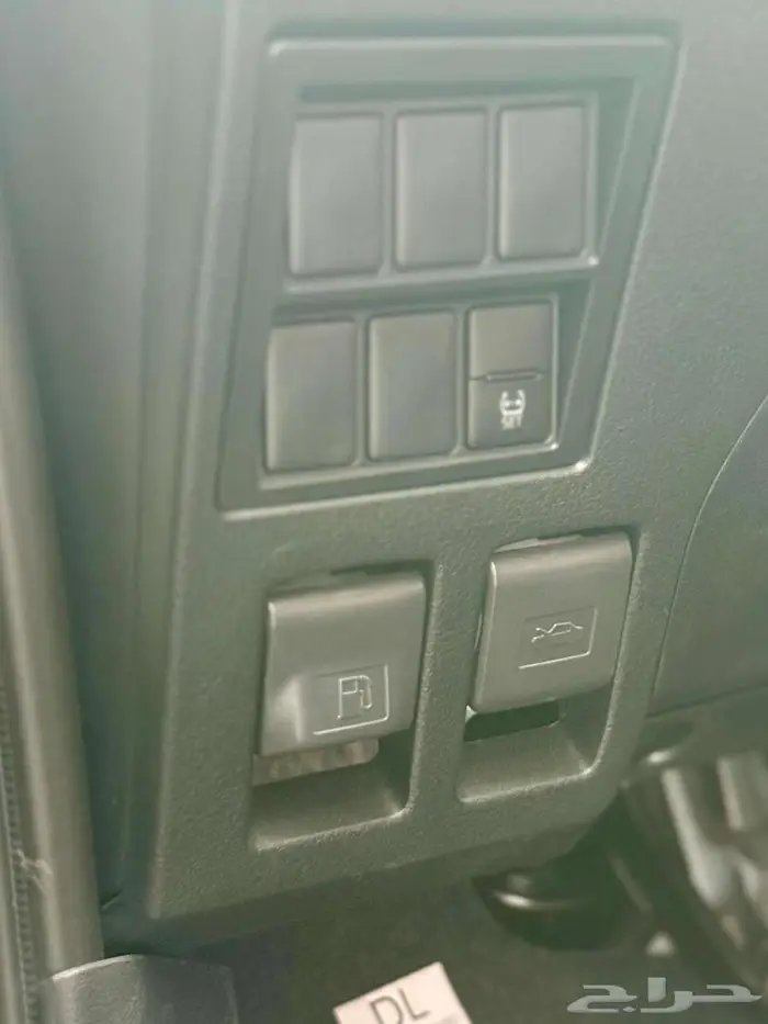 هايلوكس غمارتين بريمي قير اوتوماتيك( بصمة ) بنزين 2025 10