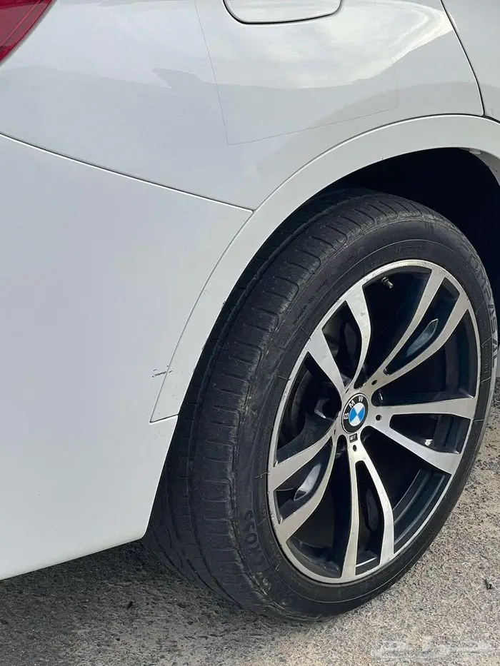 BMW بي ام دبليو 10