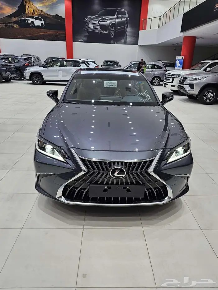 لكزس Es250AA بنزين موديل 2025 5